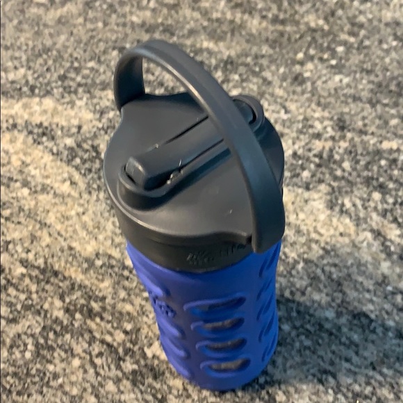 Life factory 12oz Bottle with Silicone Grip - Picture 3 of 5